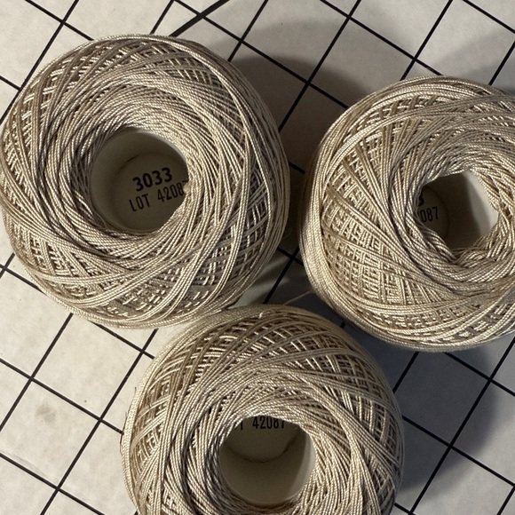 Vintage DMC Cebelia No. 20 Crochet Cotton – Set of 3, Ecru Beige, 50g 405 Yds - Picture 5 of 5